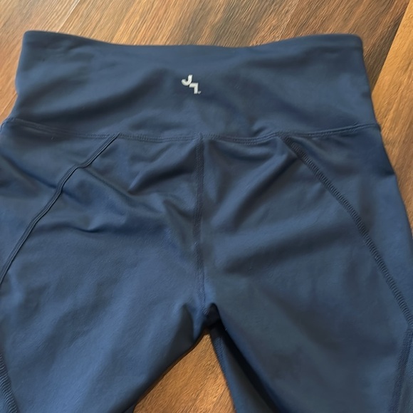 JoyLab Navy Hawaiian Floral Mesh Leggings Size Small - Picture 5 of 12